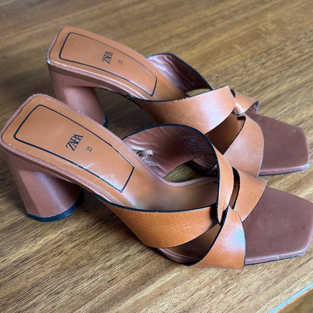 Zara Women's Tan Brown Block Heel Mules 5 (35)